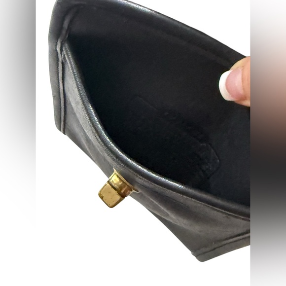 Coach Vintage 9956 Black Leather Small Flap Crossbody Bag - Picture 9 of 16